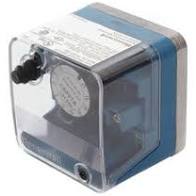 C6097A3095 C6097A3095 Honeywell Low Gas/Air Man Reset Switch from HONEYWELL